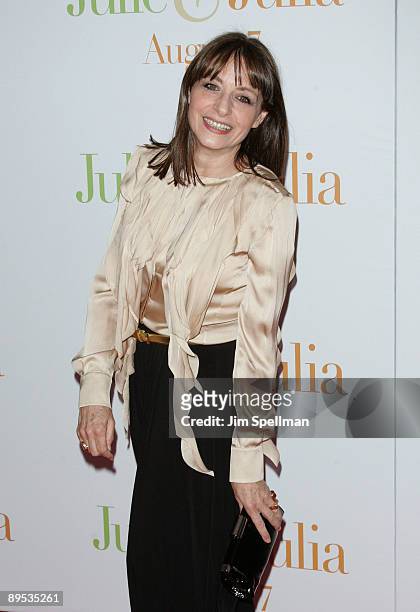 Joan Juliet Buck attends the "Julie & Julia" premiere at the Ziegfeld Theatre on July 30, 2009 in New York City.