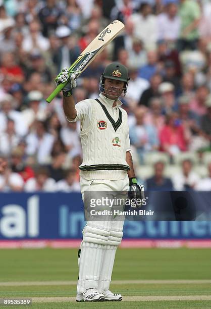 Ricky Ponting of Australia acknowledges the crowd after passing former Australia captain Allan Border's test run total of 11,174 during day two of...