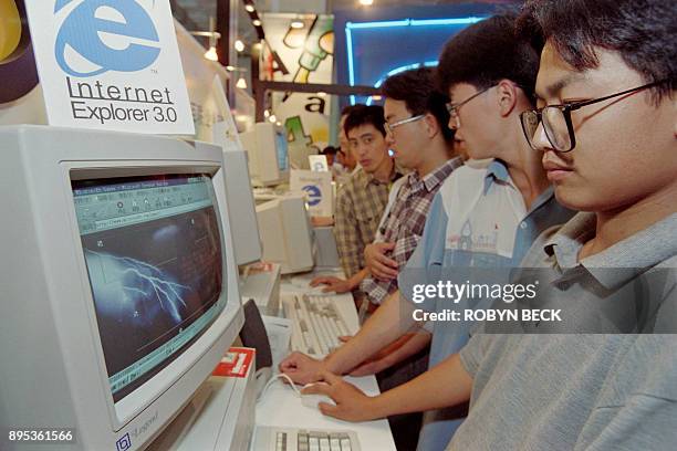 Computer Show 1996 Computer 1996 Photos and Premium High Res Pictures - Getty Images