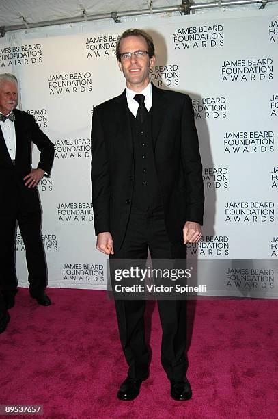 Dan Barber attends the 2009 James Beard Foundation Awards Ceremony and Gala at Avery Fisher Hall at Lincoln Center for the Performing Arts on May 4,...