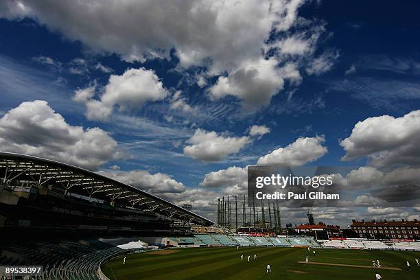 General view of Greg Smith and Boeta Dippenaar of Leicestershire batting during day one of the LV County Championship Division Two match between...