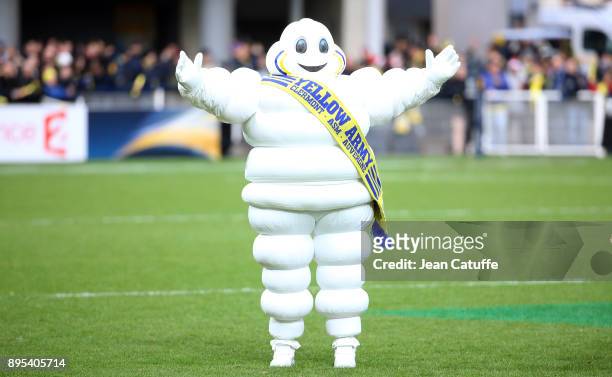 Mascot of Clermont, Michelin Man aka Michelin Bibendum during the European Rugby Champions Cup match between ASM Clermont Auvergne and Saracens at...