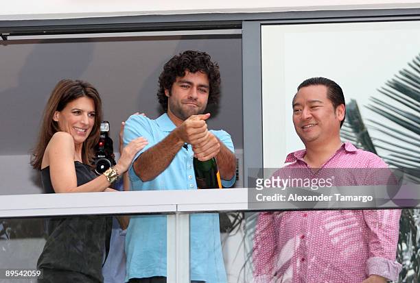 Perrey Reeves, Adrian Grenier and Rex Lee unveil the Entourage Bungalow at W South Beach on July 23, 2009 in Miami Beach, Florida.