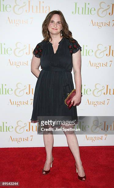 Writer Julie Powell attends the "Julie & Julia" premiere at the Ziegfeld Theatre on July 30, 2009 in New York City.