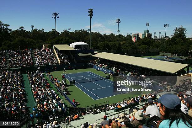 An view of center court as Serena Williams plays Samantha Stosur of Australia in their quarterfinal match on Day 5 of the Bank of the West Classic...