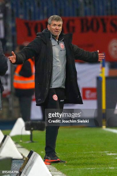 Coach Friedhelm Funkel of Duesseldorf during the Second Bundesliga match between Eintracht Braunschweig and Fortuna Duesseldorf at Eintracht Stadion...