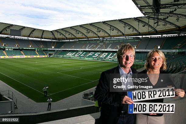 New World Cup 2011 ambassadors for the city of Wolfsburg, former Wolfsburg player Roy Praeger and Britta Carlson, former German Womens Nationalteam...