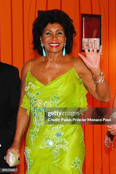 Dame Shirley Bassey arrives at the 61st Monaco Red Cross Ball at the Monte-Carlo Sporting Club on July 31, 2009 in Monte Carlo, Monaco.