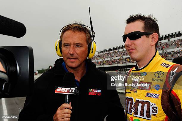 Sunoco Simulation Interview 776 The Red Road Television Show Stock Photos, High-Res Pictures, and ...