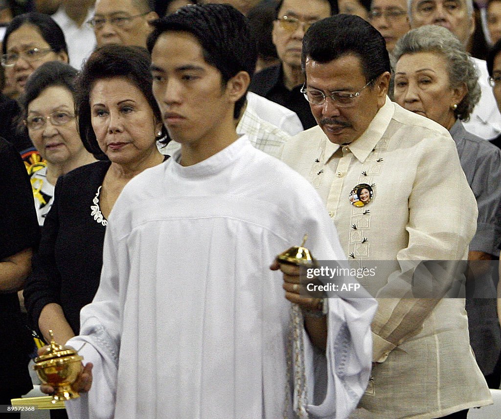 Former Philippine president Joseph Estra