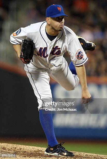 Oliver Perez of the New York Mets pitches against the Arizona Diamondbacks on August 1, 2009 at Citi Field in the Flushing neighborhood of the Queens...