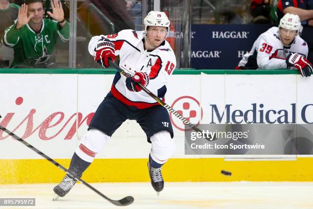 Washington Capitals center Nicklas Backstrom makes a cross ice pass during the hockey game between the Washington Capitals and Dallas Stars on...