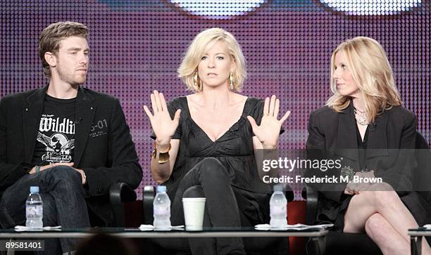 Actor John Foster, Actress Jenna Elfman and Executive Producer Claudia Lonow of the television show "Accidentally On Purpose " speak during the CBS...