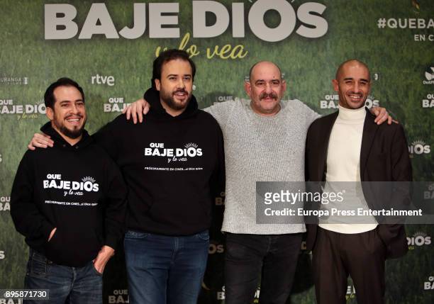 Spanish actor Juan Manuel Montilla 'El Langui', director Curro Velazquez and actors Karra Elejalde and Alain Hernandez attend the 'Que Baje Dios Y Lo...