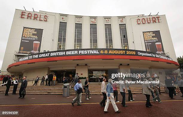 Visitors gather for The Great British Beer Festival on August 4, 2009 in London. The festival is organised by CAMRA who have 100,000 members....