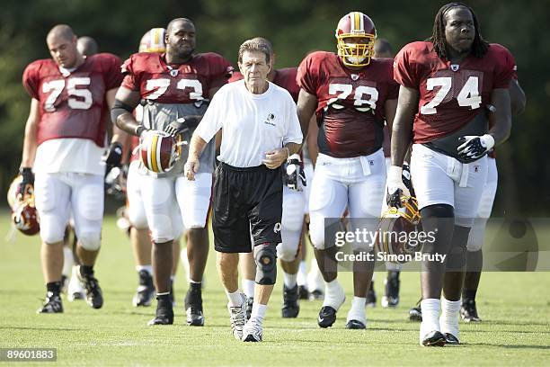 Washington Redskins offensive line coach Joe Bugel during training camp at Redskins Park. Ashburn, VA 8/1/2009 CREDIT: Simon Bruty