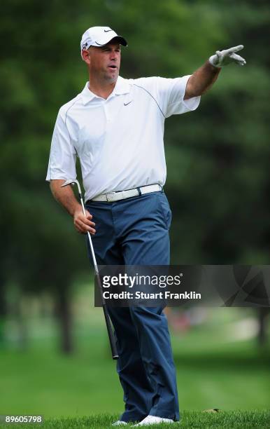 Stewart Cink of the U.S. Gestures during a practice round of the World Golf Championship Bridgestone Invitational on August 4, 2009 at Firestone...