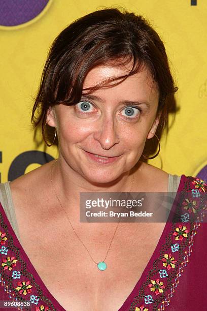 Actress Rachel Dratch arrives at the premiere of "Bollywood Hero" at the Rubin Museum of Art August 4, 2009 in New York City.