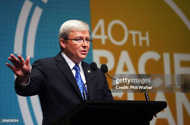 Australian Prime Minister Kevin Rudd holds a press conference during the Pacific Islands Forum at the Cairns Convention Centre on August 4, 2009 in...