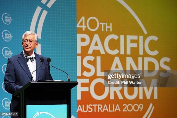 Secretary General Tuiloma Neroni Slade holds a press conference during the Pacific Islands Forum at the Cairns Convention Centre on August 5, 2009 in...