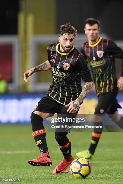 Vittorio Parigini of Benevento Calcio in action during the Serie A match between Benevento Calcio and Spal at Stadio Ciro Vigorito on December 17,...