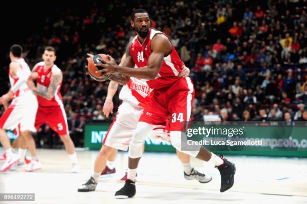 Cory Jefferson, #34 of AX Armani Exchange Olimpia Milan in action during the 2017/2018 Turkish Airlines EuroLeague Regular Season Round 13 game...