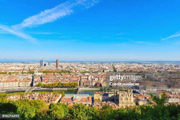 lyon stadsgezicht - syolacan stockfoto's en -beelden