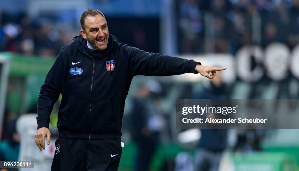 Timo Head coach Frank Schmidt of Heidenheim reacts during the DFB Cup match between 1. FC Heidenheim and Eintracht Frankfurt at Voith-Arena on...