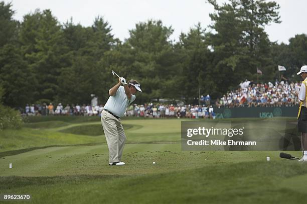 Joey Sindelar in action, drive from tee on No 3 during Saturday play at Crooked Stick GC. Carmel, IN 8/1/2009 CREDIT: Mike Ehrmann