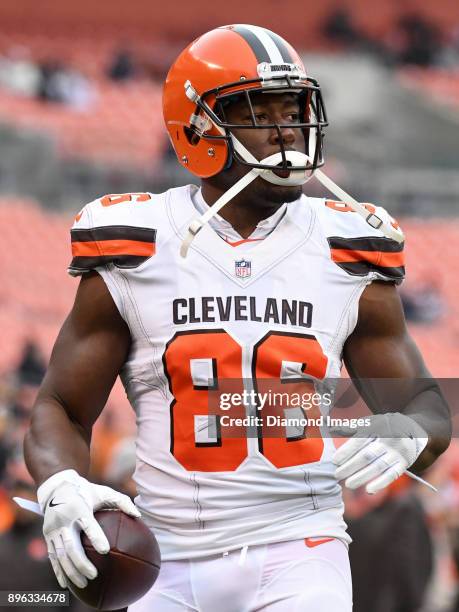 Tight end Randall Telfer of the Cleveland Browns carries the ball prior to a game on December 17, 2017 against the Baltimore Ravens at FirstEnergy...