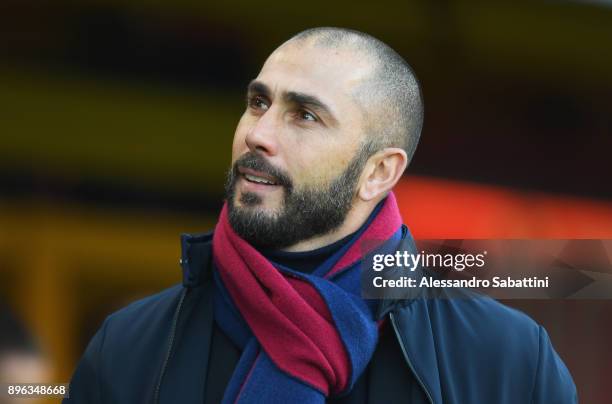 Club Manager of Bologna Fc Marco Di Vaio looks on before the Serie A match between Bologna FC and Juventus at Stadio Renato Dall'Ara on December 17,...