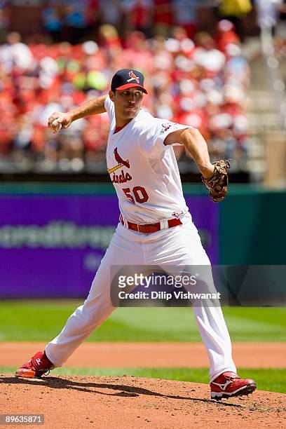 Adam Wainwright of the St. Louis Cardinals pitches against the Houston Astros on August 2, 2009 at Busch Stadium in St. Louis, Missouri. The Astros...