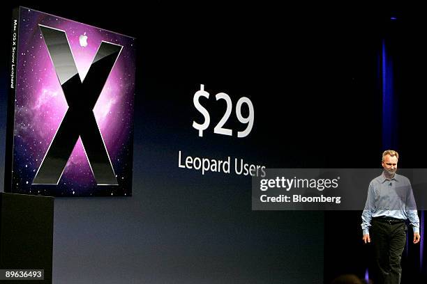 Bertrand Serlet, senior vice president of software engineering at Apple Inc., talks about the reduced price for the new Mac OS X Snow Leopard...