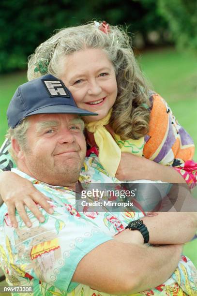 Photocall for new BBC production 'Keeping up Appearances'. Judy Cornwell and Geoffrey Hughes, 2nd August 1992.