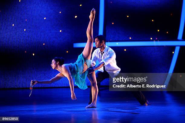 Contestants Jeanine Mason and Jason Glover perform at the "So You Think You Can Dance" finale held at the Kodak Theater on August 6, 2009 in...
