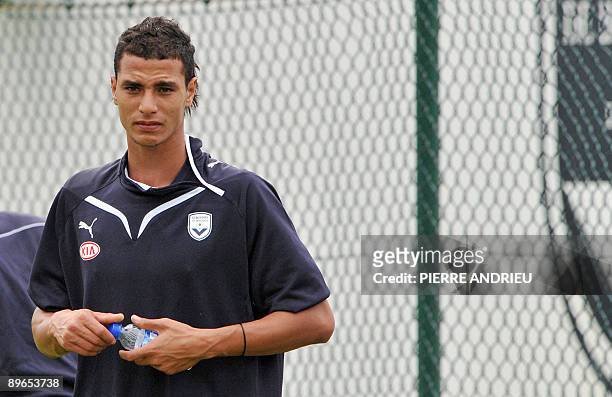 Bordeaux' Moroccan striker Marouanne Chamakh attends a training session on August 7, 2009 at Bordeaux' training center Le Haillan, southwestern...