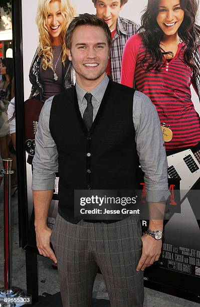 Actor Scott Porter arrives to the Los Angeles Premiere of "Bandslam" at Mann Village Theatre on August 6, 2009 in Westwood, California.