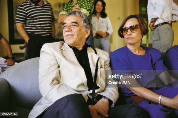 Gabriel Garcia Marquez and Pilar Miro in the Circle of Fine Arts
