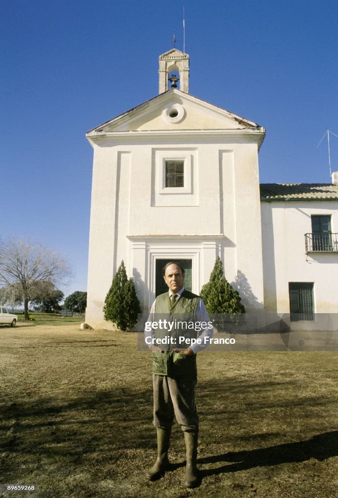 Carlos Falcó, marquis of Griñón Next to a hermitage