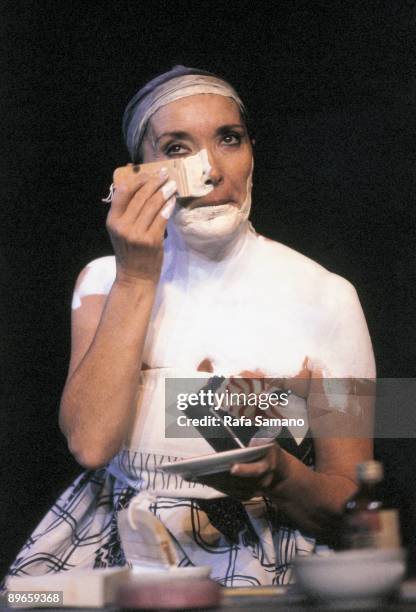 Nuria Espert in the play ´ Make-up ´ The actress making herself up during the performance