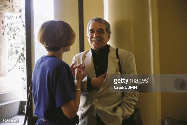 Gabriel Garcia Marquez and Pilar Miro in the Circle of Fine Arts