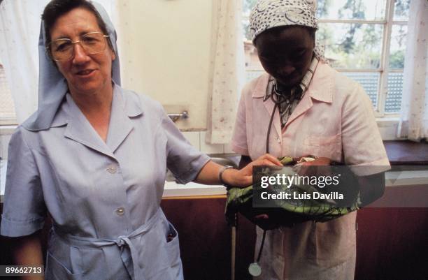 Missionary nurse Missionary working of nurse in a medical center of Rwanda. Sagrario Larralde was kidnapped during the war.