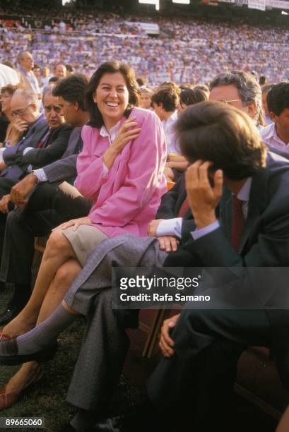 Carmen Romero in a electoral meeting of the PSOE The socialist politician next to her husband Felipe Gonzalez, the minister of External Matters...