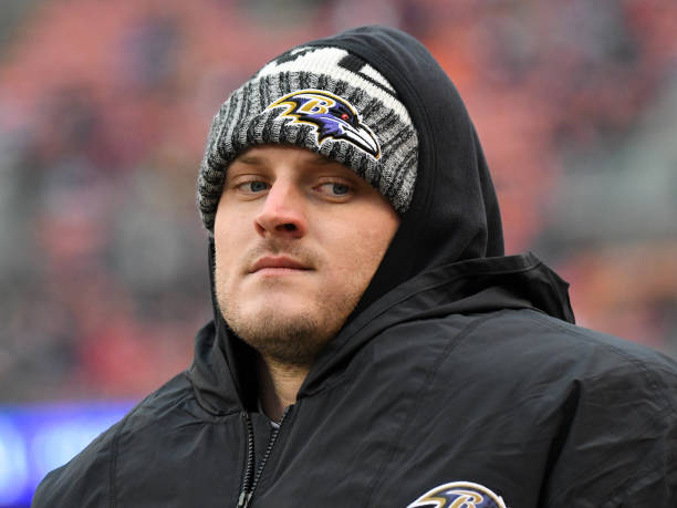 Quarterback Ryan Mallett of the Baltimore Ravens watches the action from the sideline in the third quarter of a game on December 17, 2017 against the...