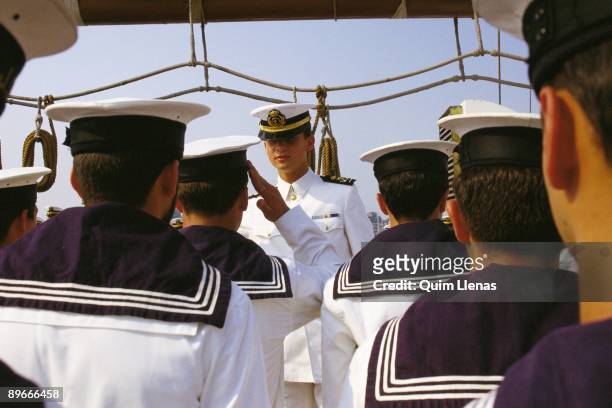 Prince Felipe de Borbon in the Juan Sebastian Elcano ship The sailors salute the Prince of Asturias in the end of the trip in Baltimore