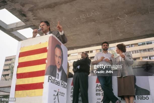 Meeting of Iniciativa Per Catalunya with reason of the autonomic elections Speech of Rafael Ribo in presence of Julio Anguita