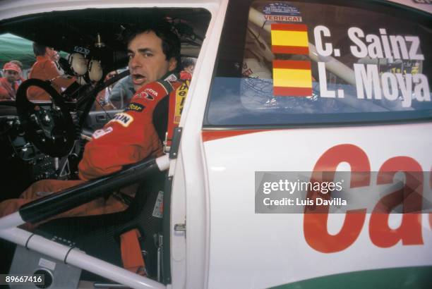 Carlos Sainz, rallies pilot Inside his rally car