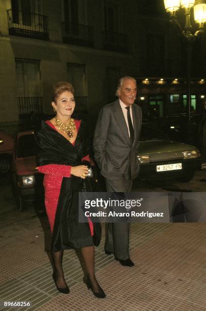 Jose Luis de Vilallonga next to his wife Sylliane