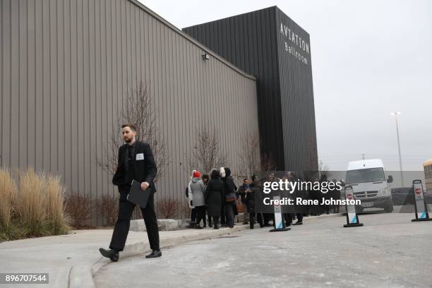 Sherman Funeral Public line up arrive the to pay their respects to Honey and Barry Sherman at International Center