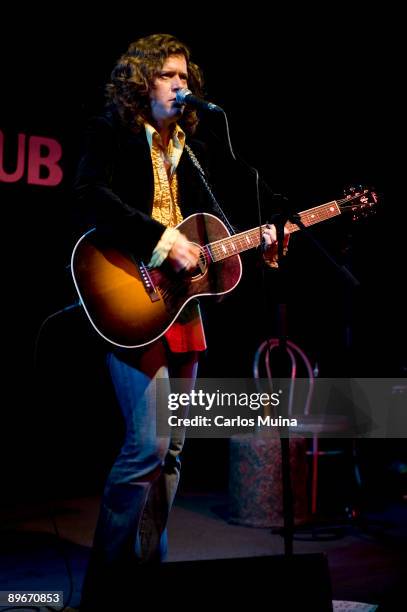 November 29, 2008. Madrid, Spain. The singer Ted Russell Kamp in concert.